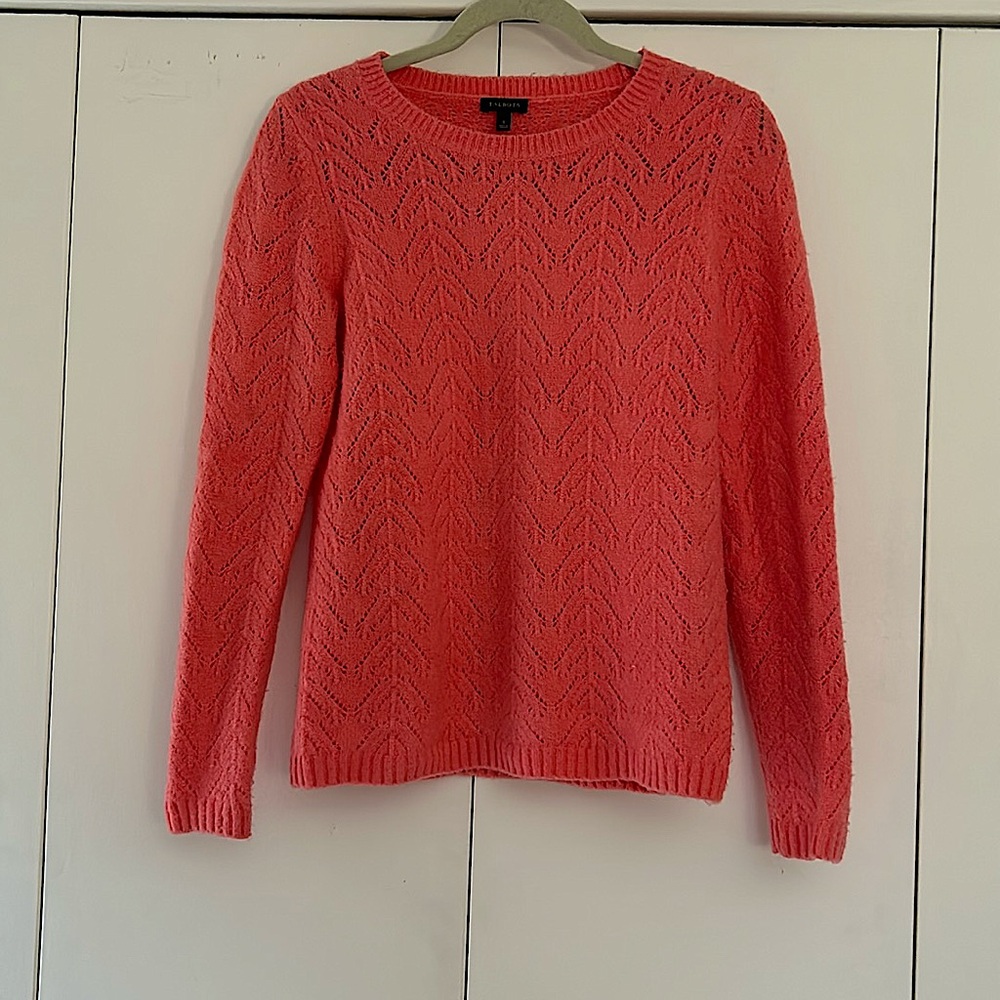 Soft Talbots patterned coral pink sweater. Small.